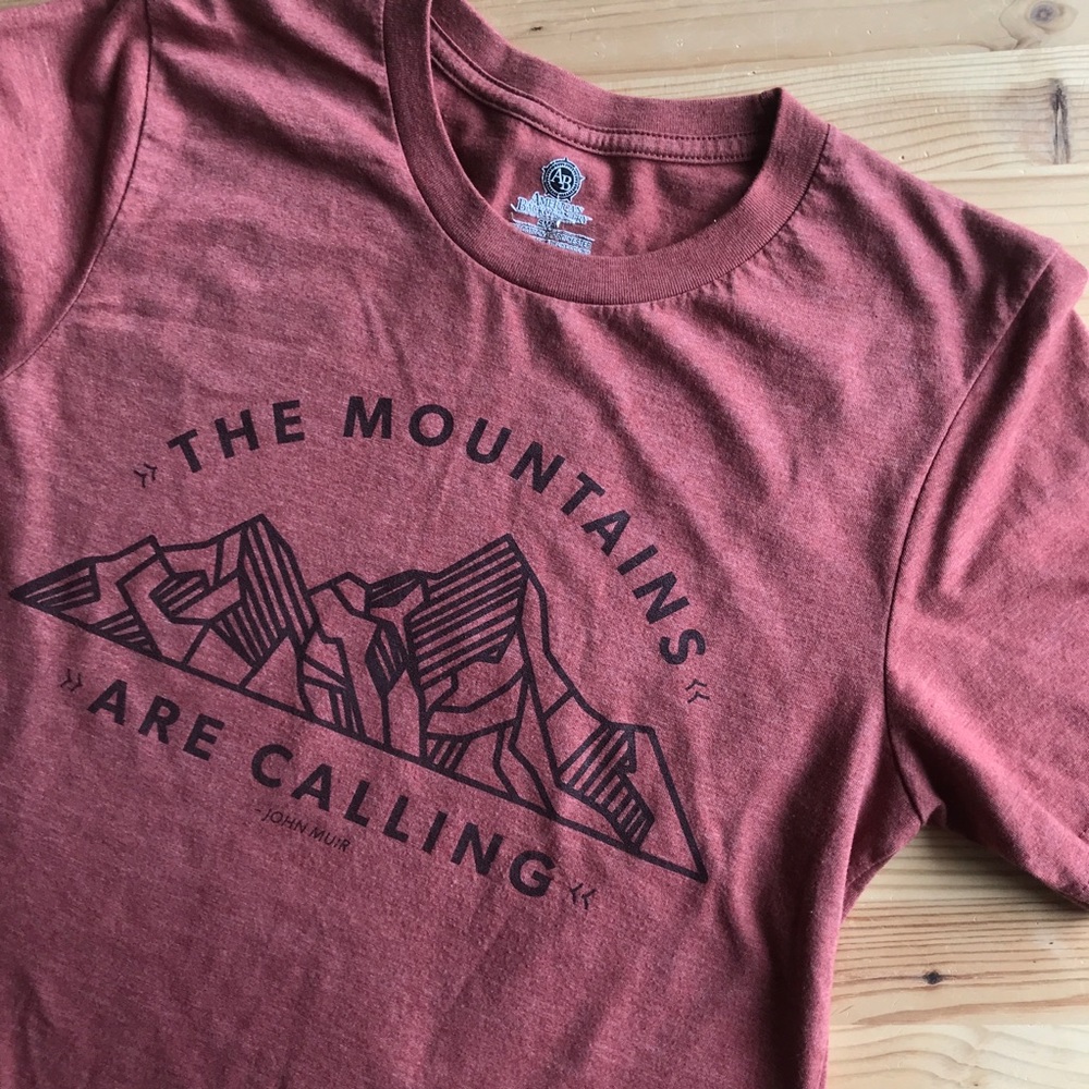 Women's Rust Graphic Tee